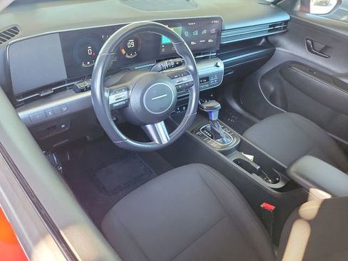 Used 2024 Hyundai Kona SEL FWD image 6