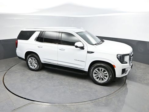 Used 2022 GMC Yukon SLT w/ SLT Luxury Package image 24