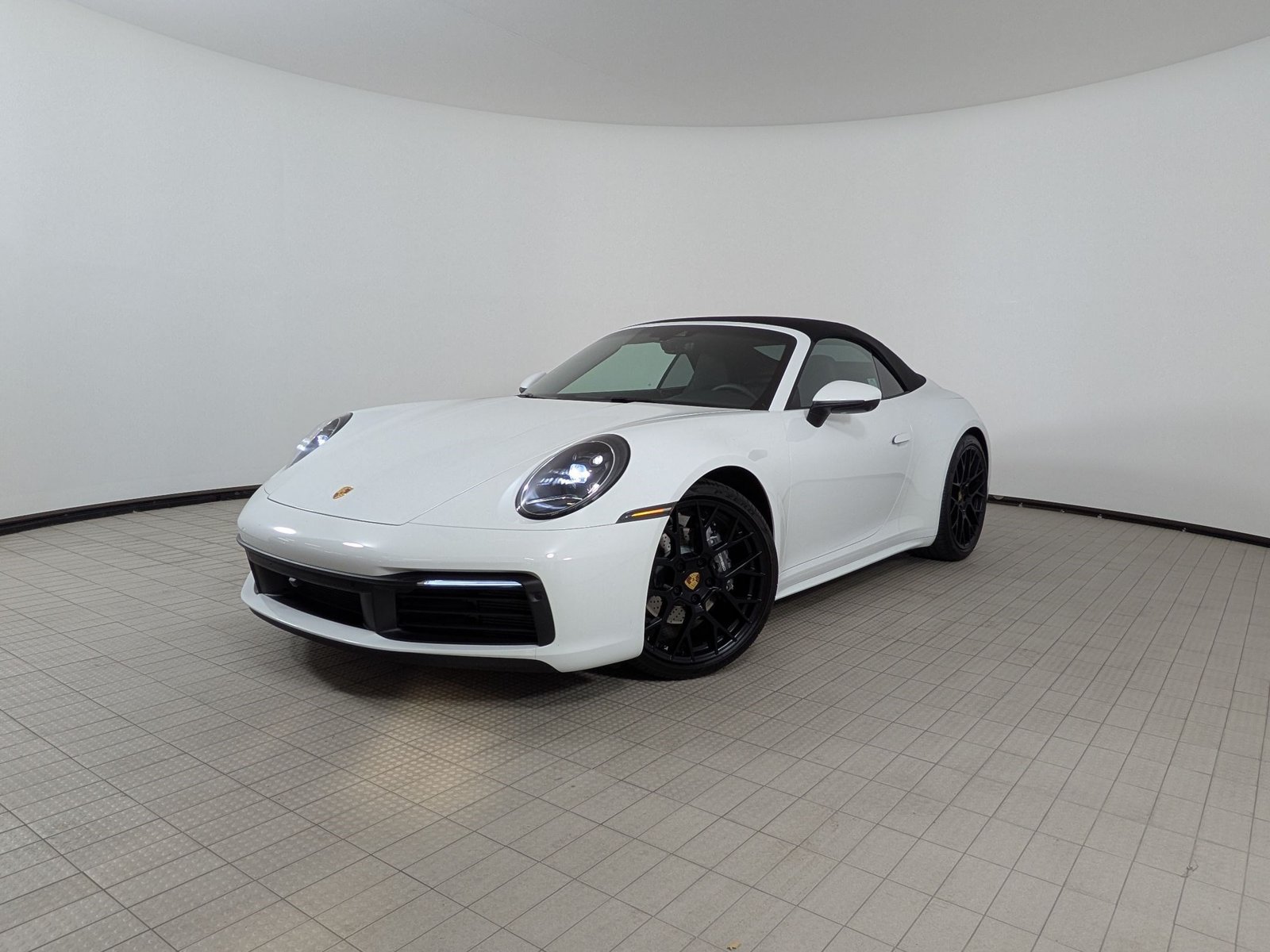 Certified 2024 Porsche 911 Carrera RWD image 1