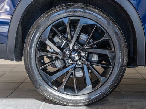 Used 2023 Mitsubishi Outlander SE Black Edition image 22