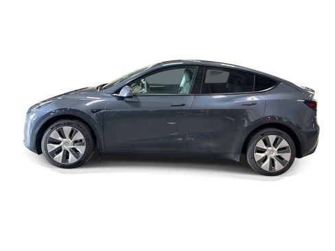 Certified 2023 Tesla Model Y Long Range AWD/4WD image 3
