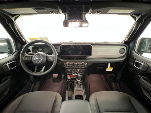 New 2026 Jeep Wrangler Unlimited Sport AWD/4WD image 9