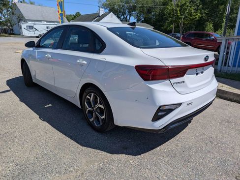 Used 2021 Kia Forte LXS FWD image 3