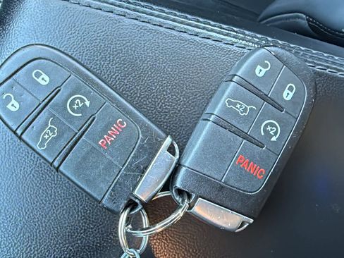 Used 2015 Dodge Durango Limited w/ Premium Group image 29