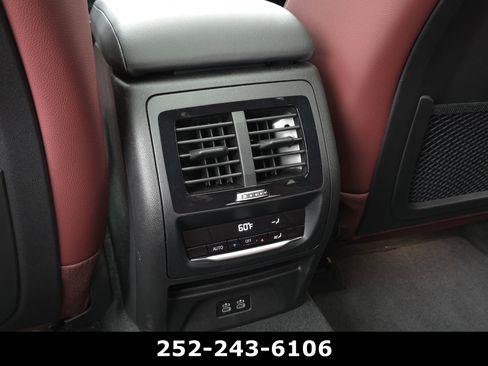 Used 2025 BMW X4 xDrive30i w/ Premium Package image 29