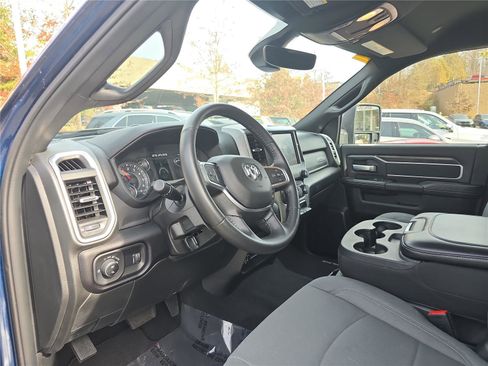 Used 2024 RAM 2500 Big Horn w/ Bed Utility Group image 23