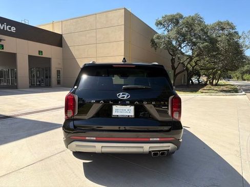 Used 2025 Hyundai Palisade SEL AWD/4WD image 3