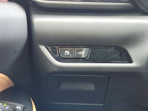 Used 2025 Lexus NX 350h AWD w/ Accessory Package (Z2) image 17