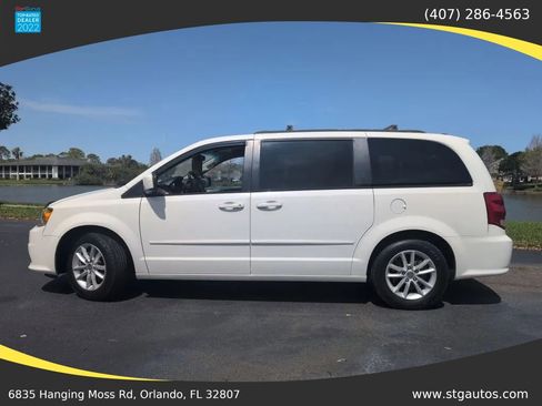 Used 2013 Dodge Grand Caravan SXT w/ Rear Park Assist Pkg image 2