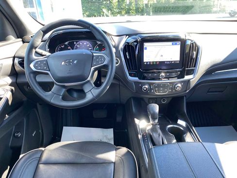 Used 2023 Chevrolet Traverse Premier w/ Redline Edition image 8