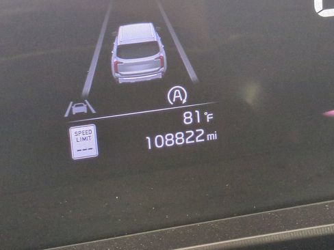 Used 2023 Kia Telluride S AWD/4WD image 38