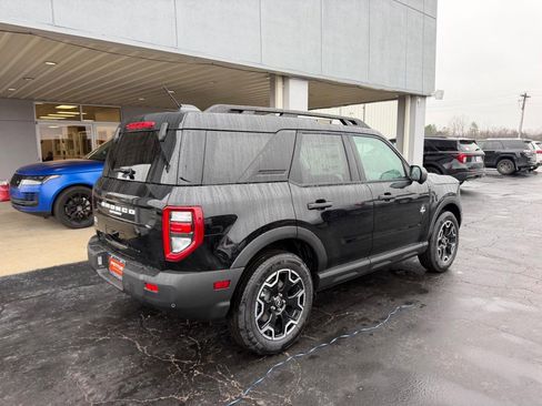 New 2026 Ford Bronco Sport Outer Banks w/ Outer Banks Tech Package+ AWD/4WD image 3