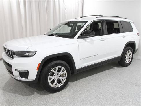 Used 2021 Jeep Grand Cherokee L Limited image 3