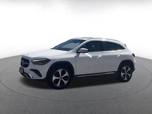 Used 2025 Mercedes-Benz GLA 250 image 8