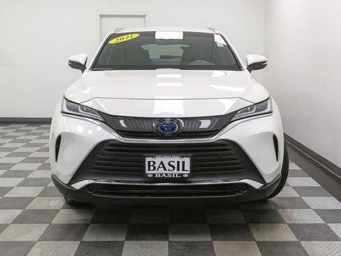 Used 2021 Toyota Venza XLE w/ Softex Package AWD/4WD image 3