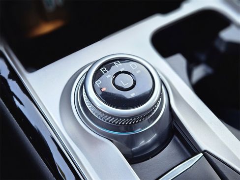 Used 2023 Ford Explorer ST-Line image 21