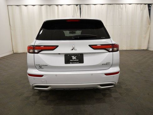 Used 2024 Mitsubishi Outlander SEL image 6