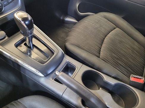 Used 2018 Nissan Sentra SV FWD image 26