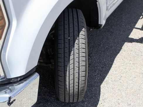 Used 2019 Ford F350 XL w/ Power Equipment Group image 40