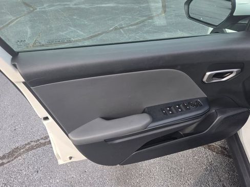 Used 2025 Kia K4 FWD image 21