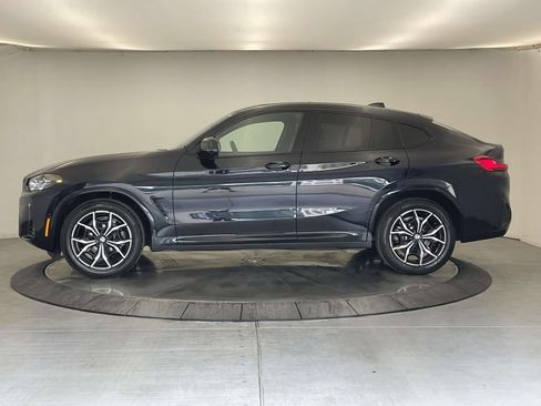 Used 2025 BMW X4 xDrive30i w/ Premium Package AWD/4WD image 2