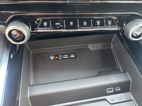 New 2026 Chevrolet Tahoe LT AWD/4WD image 18
