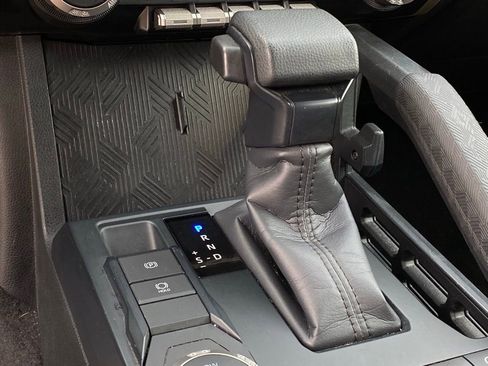 Used 2024 Toyota Tacoma SR5 image 20