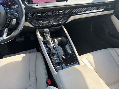 Used 2023 Honda Accord Touring image 16
