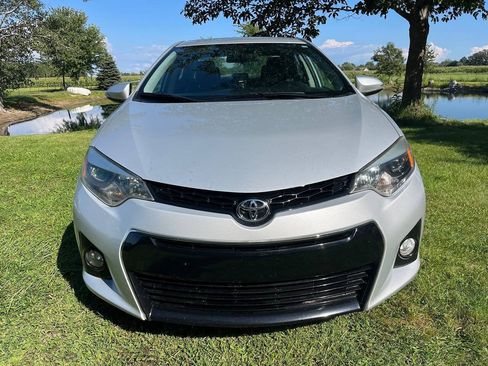 Used 2016 Toyota Corolla S FWD image 2