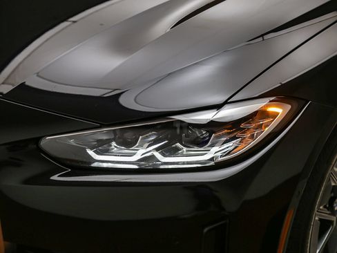 Certified 2023 BMW i4 eDrive40 w/ Premium Package RWD image 8