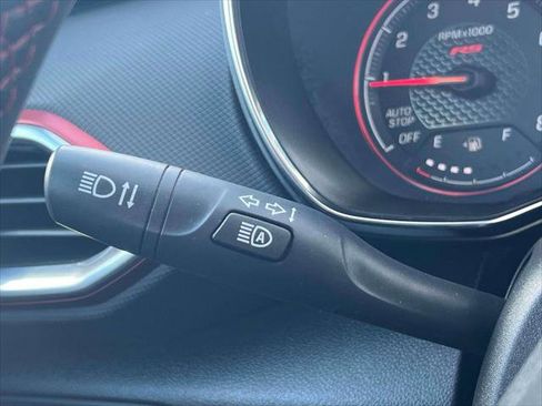 Used 2021 Chevrolet TrailBlazer RS w/ Sun and Liftgate Package image 18