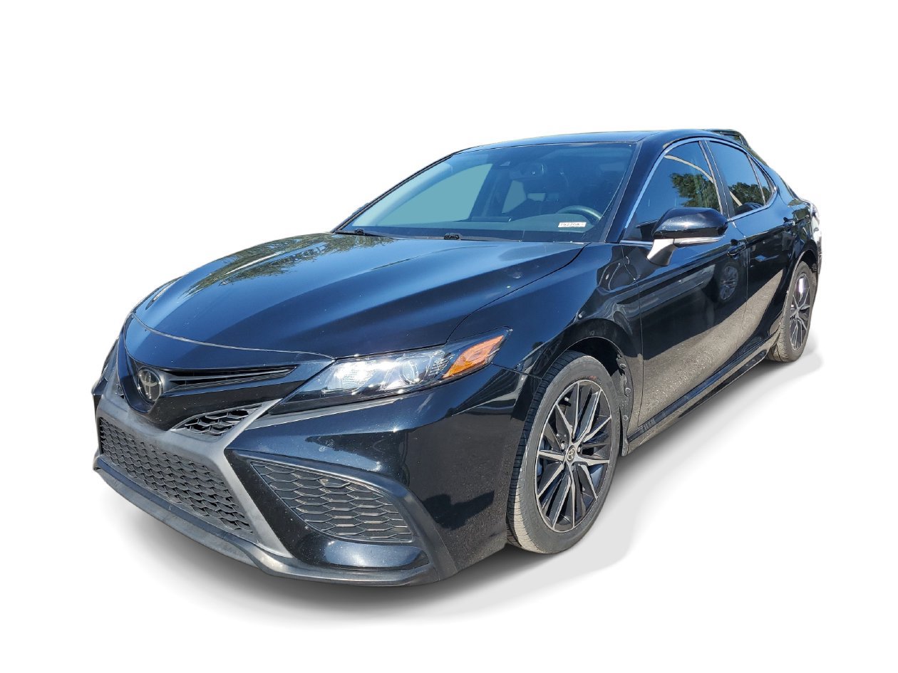 Used 2024 Toyota Camry SE w/ Convenience Package FWD image 2