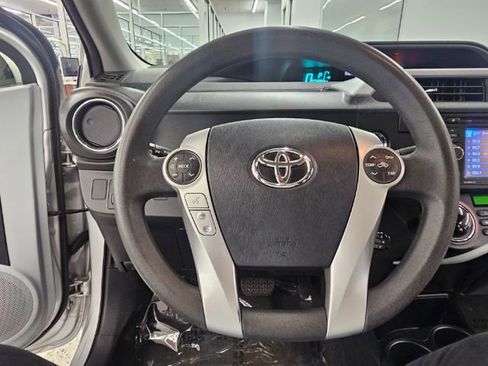Used 2012 Toyota Prius C One image 10