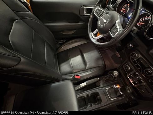 Used 2021 Jeep Wrangler Unlimited Sahara AWD/4WD image 31