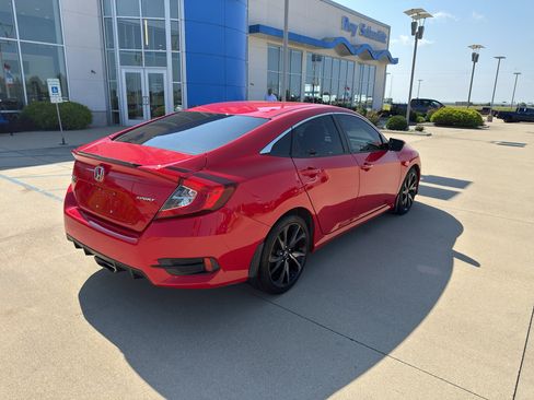 Used 2019 Honda Civic Sport image 5