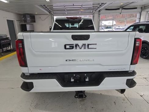 New 2026 GMC Sierra 3500 Denali Ultimate image 4