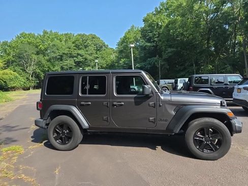 Used 2021 Jeep Wrangler Unlimited Sport AWD/4WD image 4