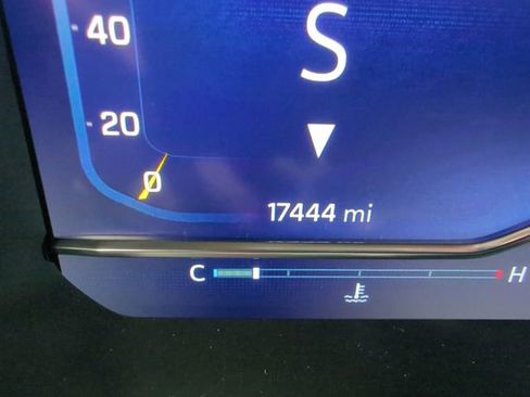 Used 2024 Chevrolet Silverado 2500 LT w/ All Star Edition image 19