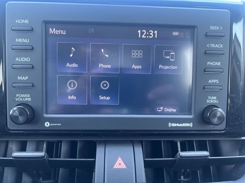 Used 2022 Toyota RAV4 LE image 14