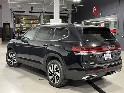 New 2026 Volkswagen Atlas SE image 16