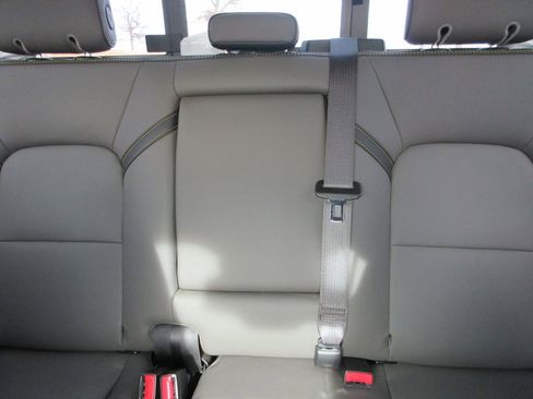 Used 2025 Chevrolet Colorado ZR2 w/ Technology Package image 23