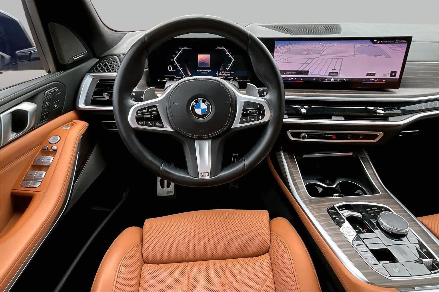 Used 2024 BMW X7 xDrive40i w/ M Sport Package AWD/4WD image 6