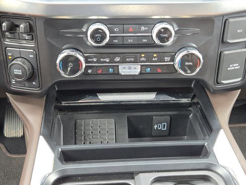 Used 2025 Ford F250 King Ranch w/ FX4 Off-Road Package AWD/4WD image 21