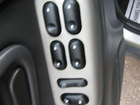 Used 2005 MAZDA Tribute I FWD image 22