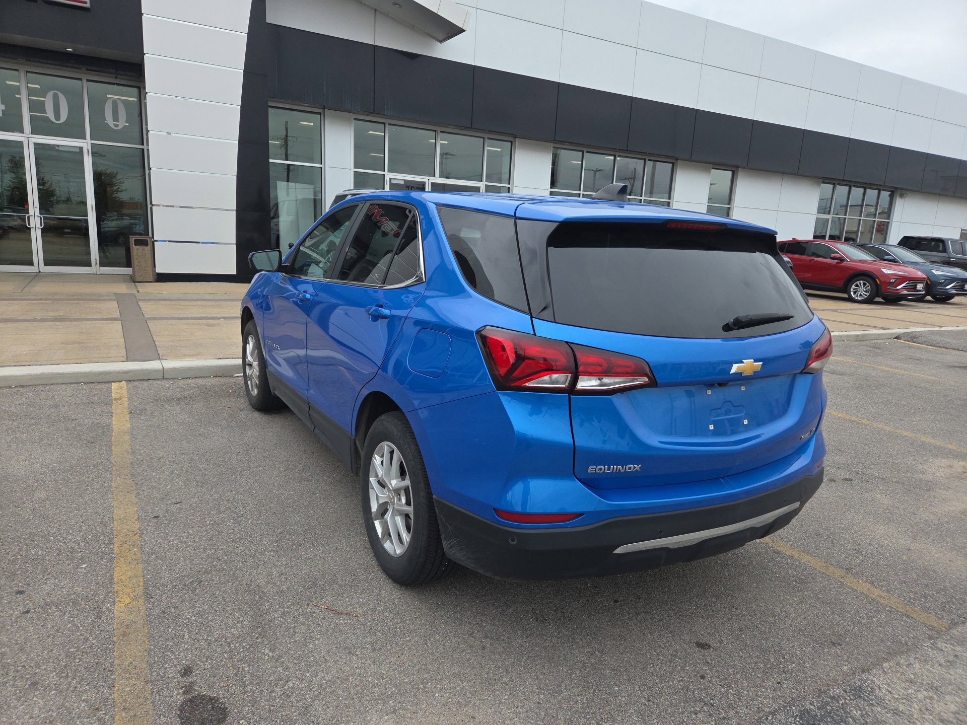 Used 2024 Chevrolet Equinox LT AWD/4WD image 7