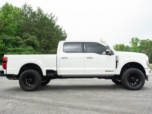 Used 2024 Ford F250 Platinum AWD/4WD image 14