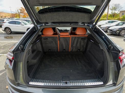 Used 2019 Lamborghini Urus Base image 61