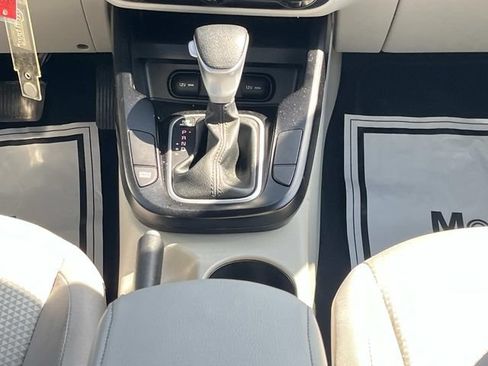 Used 2022 Kia Soul LX FWD image 16