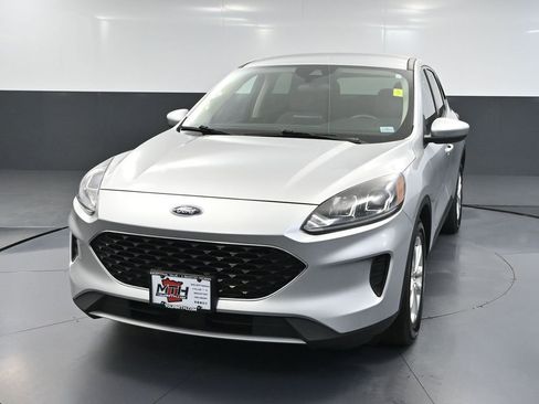 Used 2020 Ford Escape SE FWD image 11