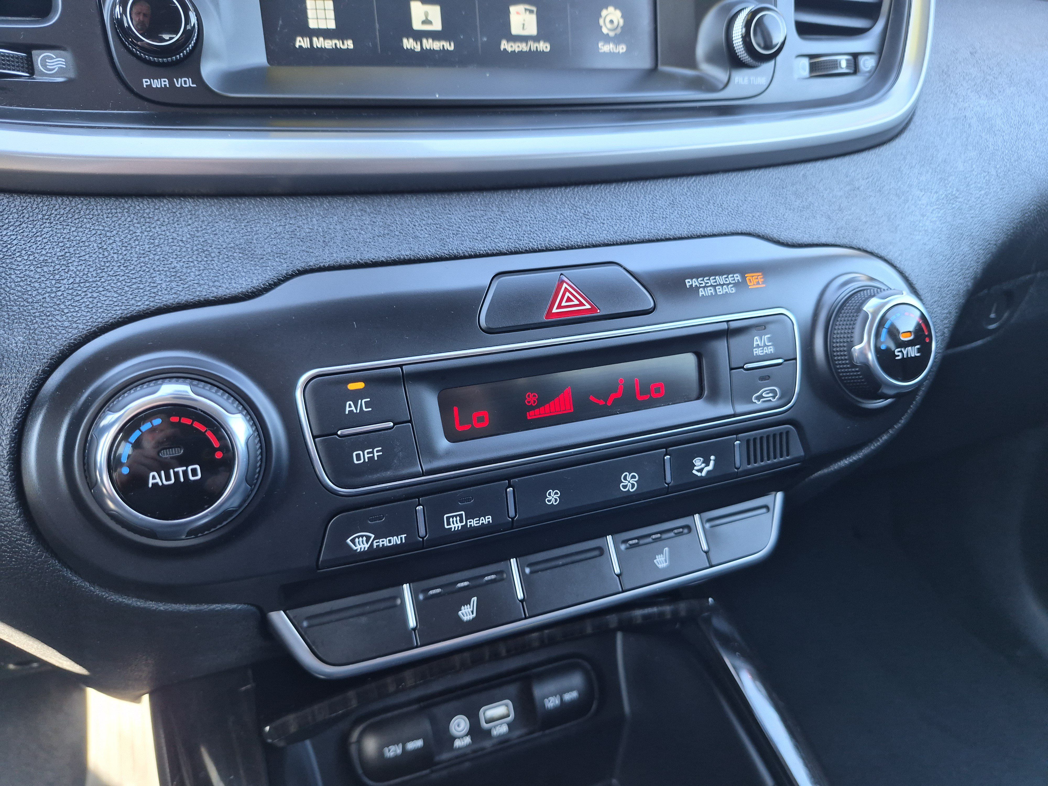 Used 2020 Kia Sorento EX AWD/4WD image 24